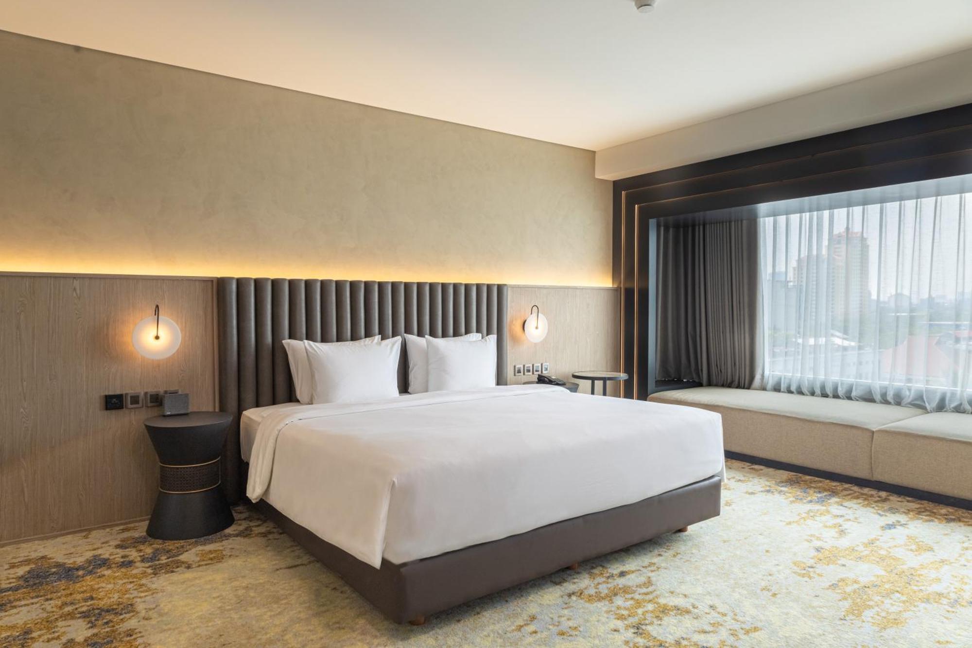 Mangkuluhur Artotel Suites Yakarta Exterior foto